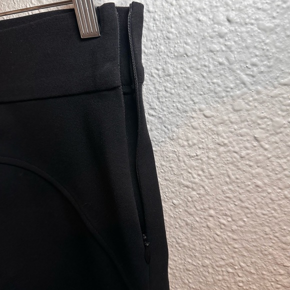 Diane Von Furstenberg Elegant Black Pencil Skirt - Picture 3 of 5